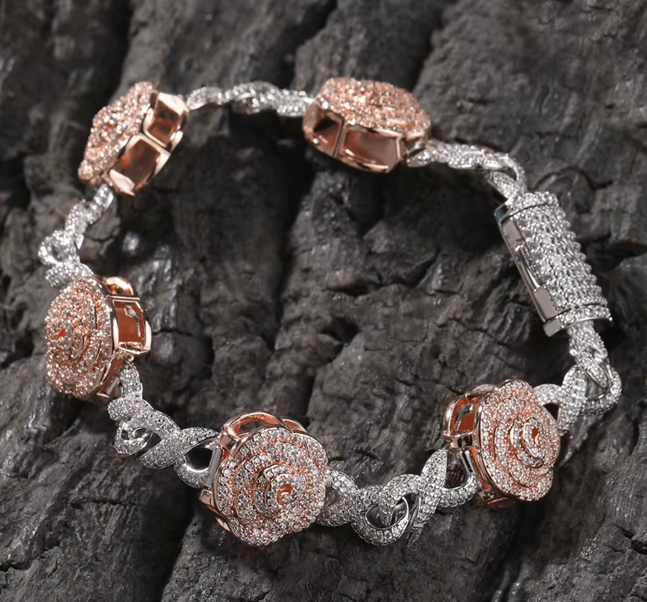 ROSE - 7.5 mm Infinity link rose bracelet