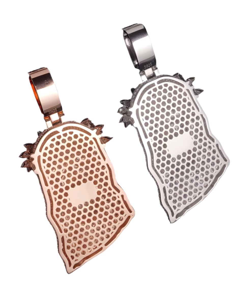 MOIS ZEUS - Icy Moissanite Jesus Pendant
