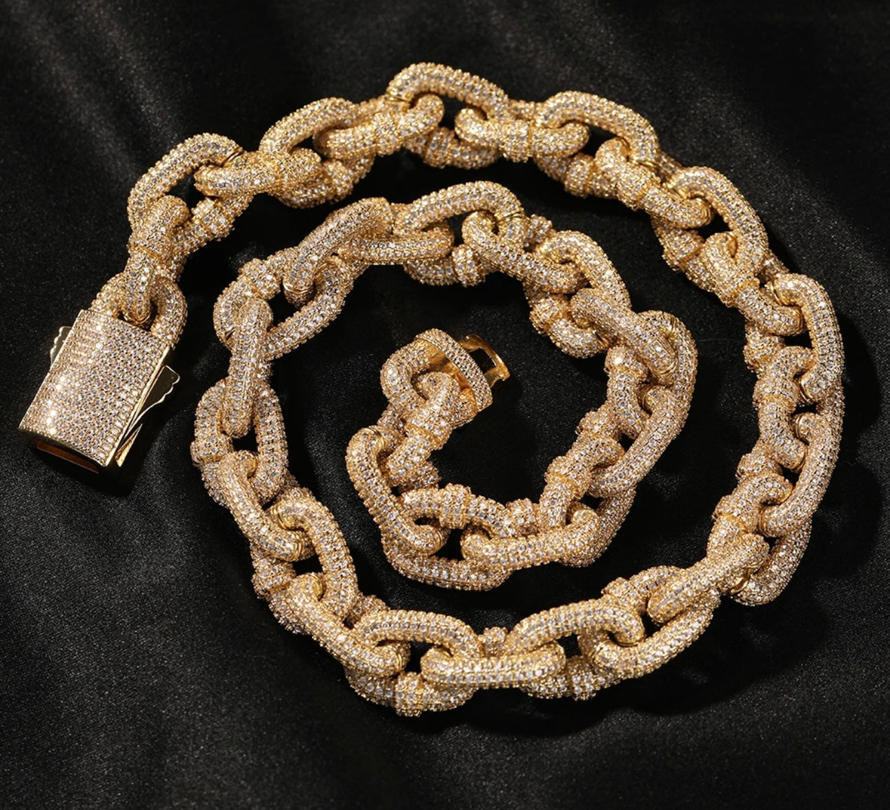 LOCKS- 14 mm Lock link Cuban link chain