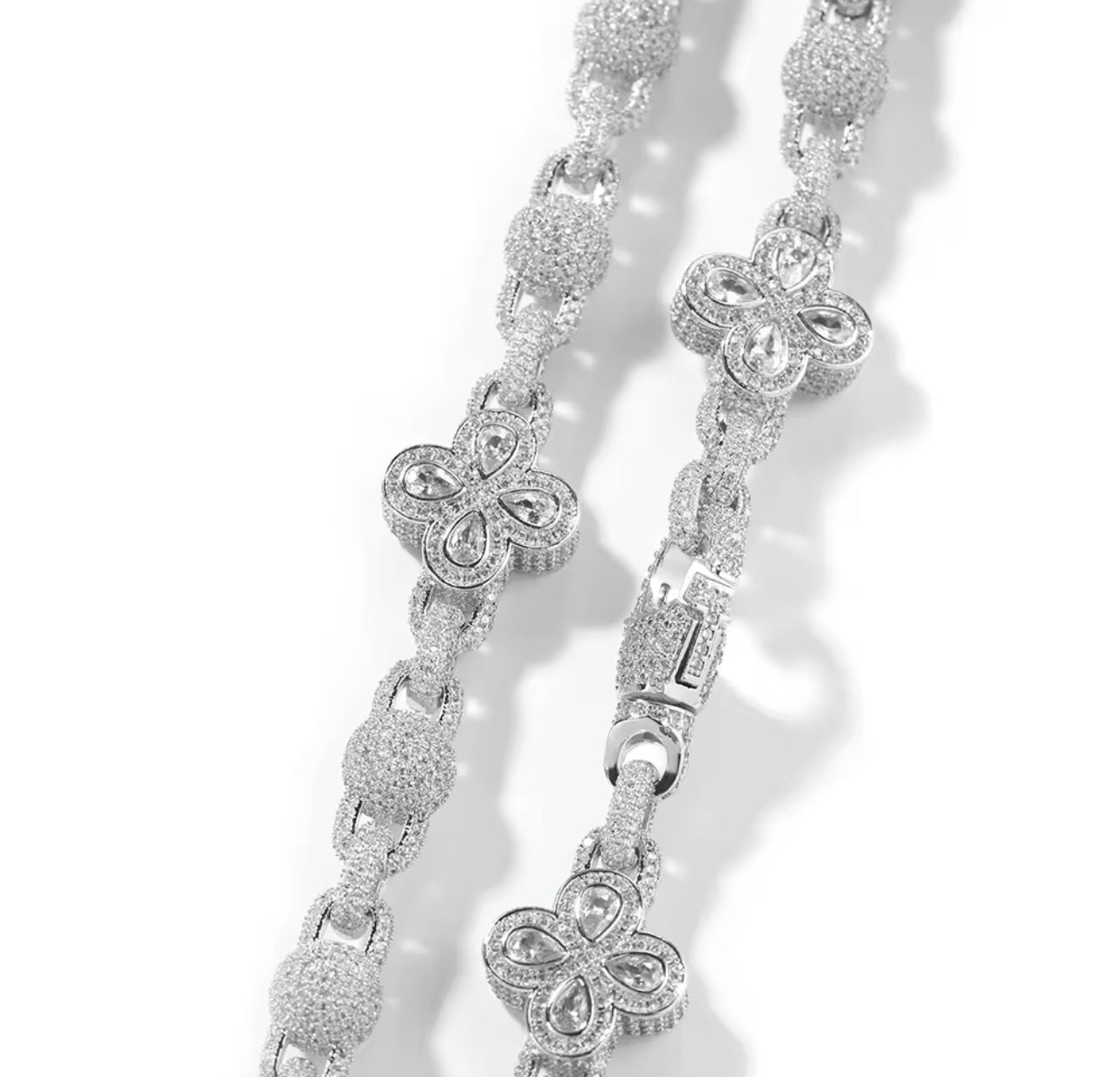 CLOVER -18 mm Four leaf clover ball-beaded chain