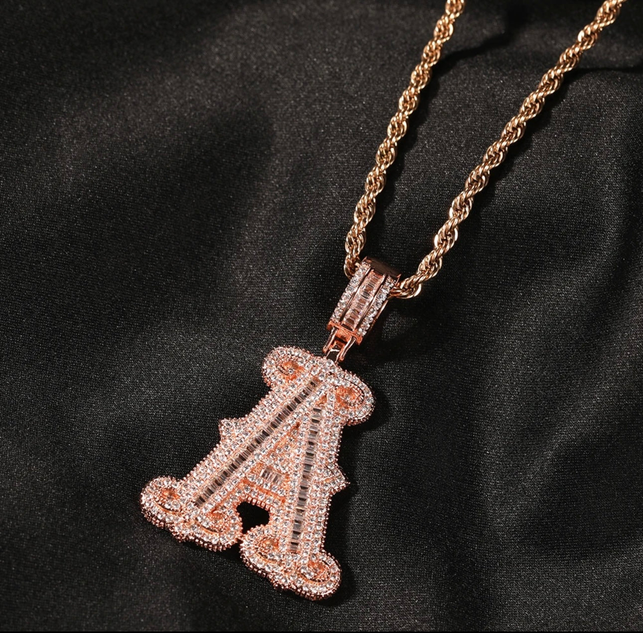 SMALLS- 4.8 cm Mini single letter pendant