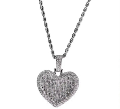 LOVER GIRL- 4.4 cm Baguette heart pendant