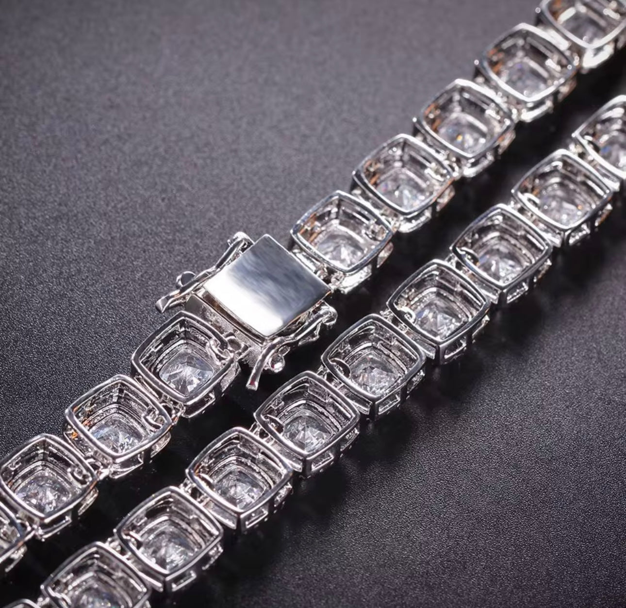 ICE BOXXX- 10 mm, square cluster tennis chain