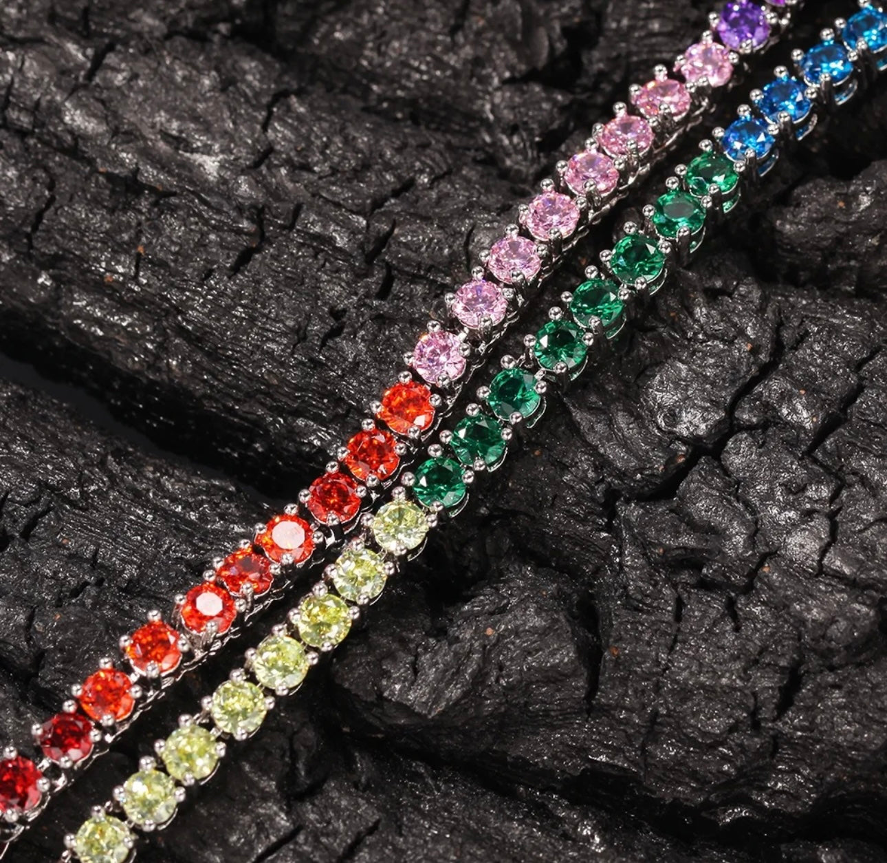 NECK CANDY RAINBOW- 4 mm Rainbow colored Tennis chain