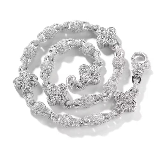 CLOVER -18 mm Four leaf clover ball-beaded chain