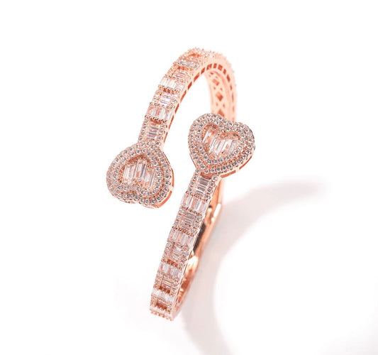 HEART BREAKER- Bangle