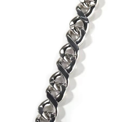 TWISTED BRACELET- 16 mm Infinity link bracelet