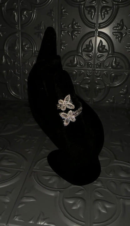 SEEING DOUBLE- Double butterlfy ring
