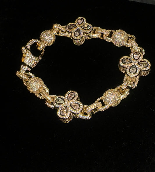 CLOVER BRACELET