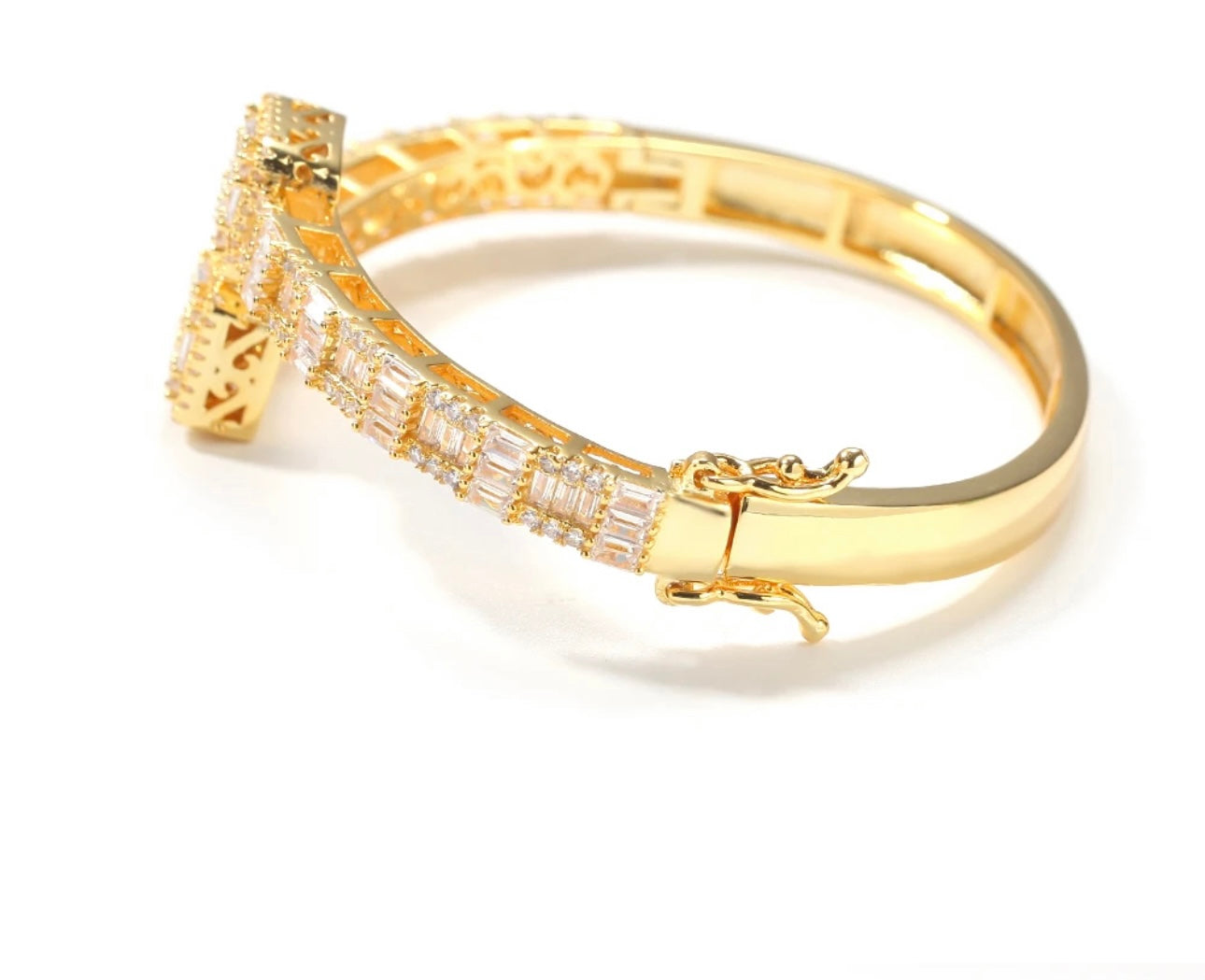 SQUARE BIZ- 6.4 cm Square bangle bracelet