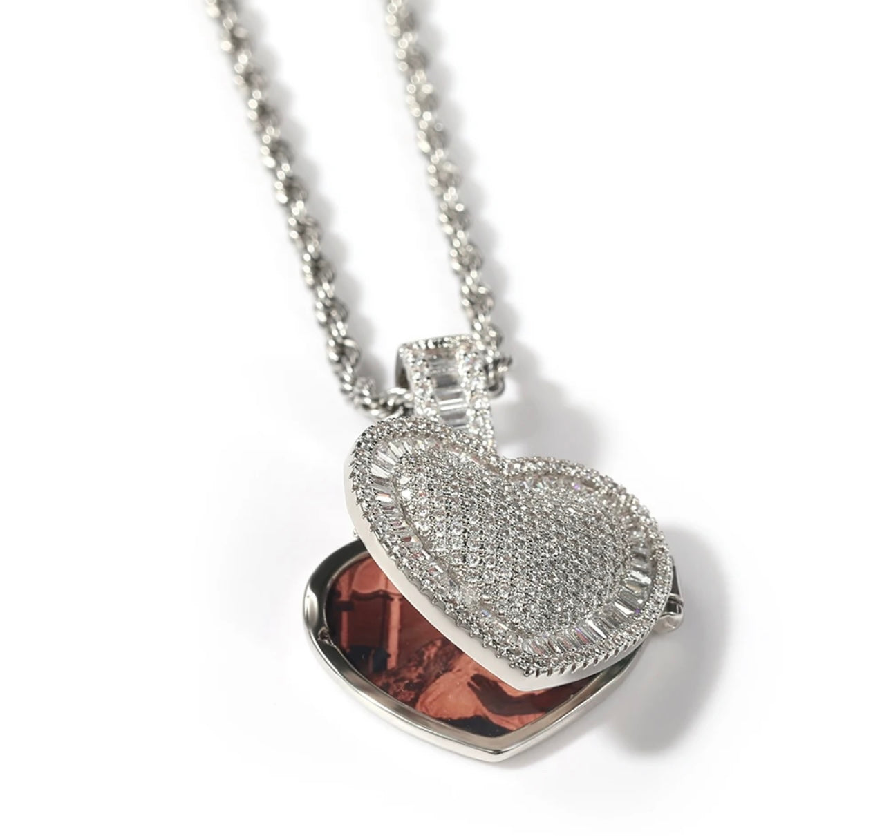 IN OUR HEARTS- 4.1 cm custom photo locket pendant