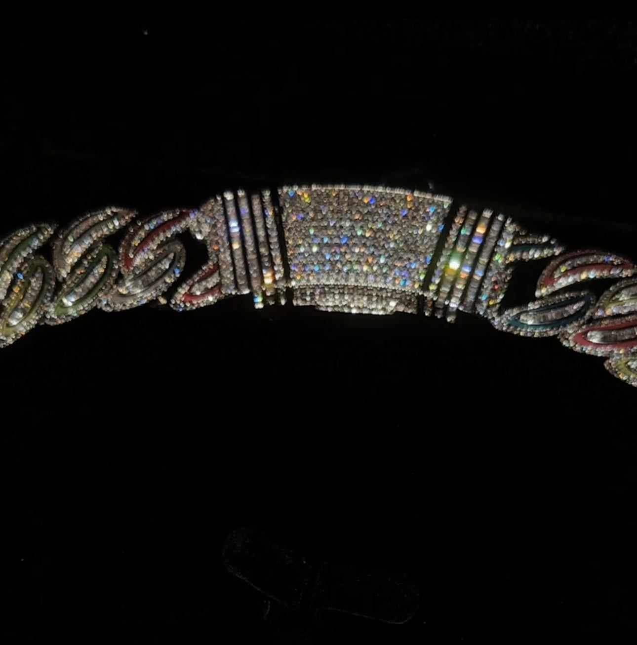 RIZZ- Glow-in-the-dark Cuban