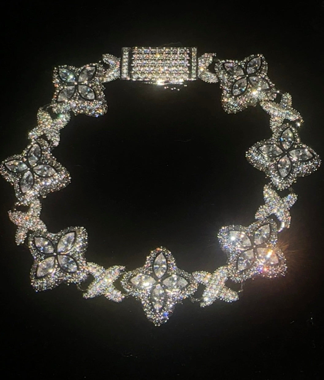 CLOVE- bracelet