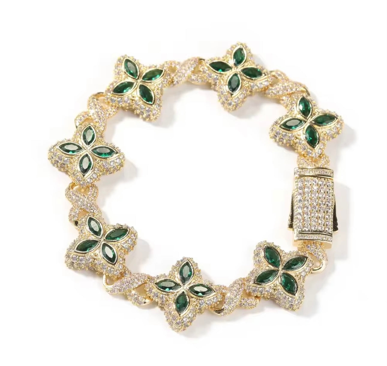CLOVE- 19 mm Infinity link clover bracelet
