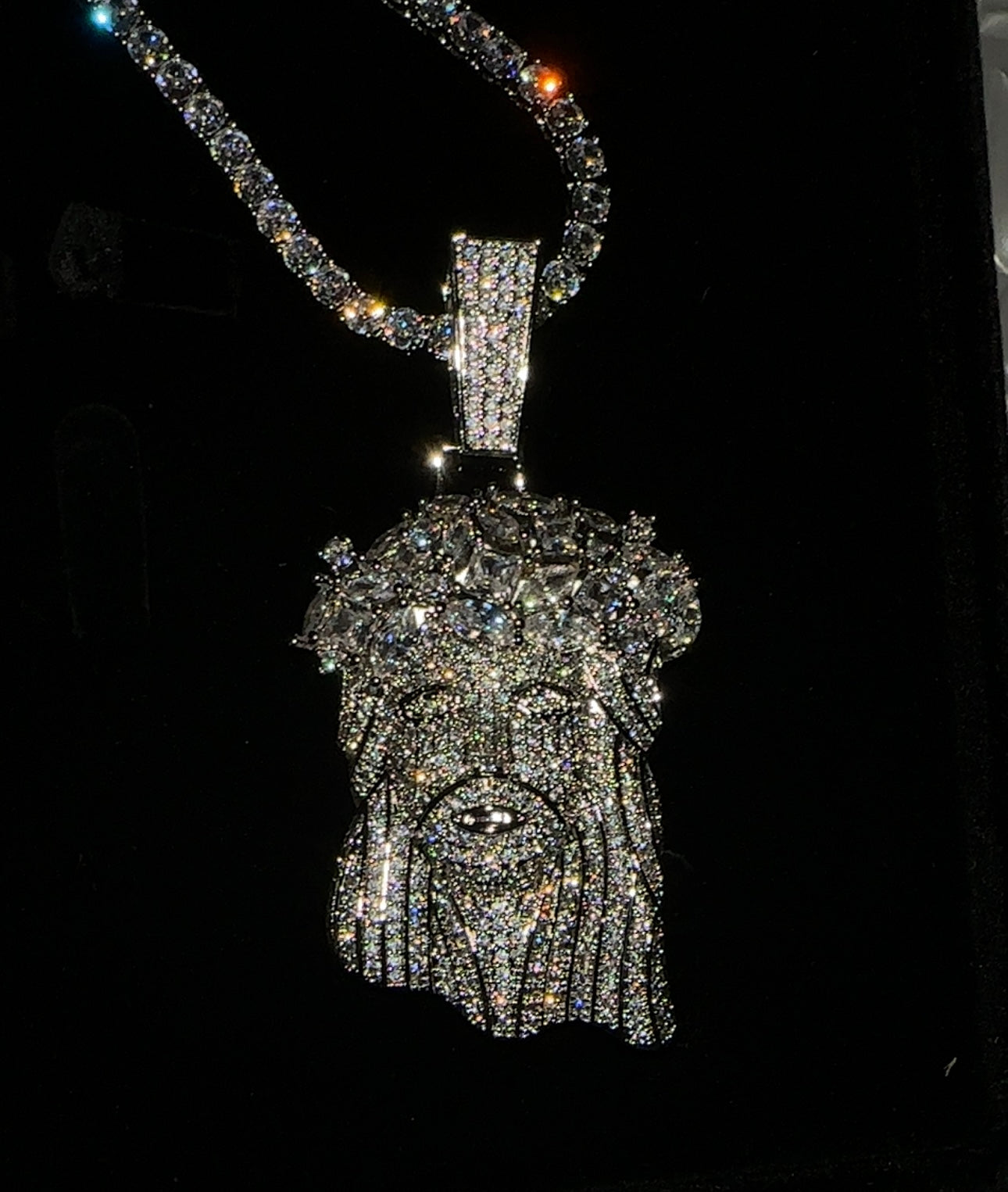 ZEUS - Jesus Pendant