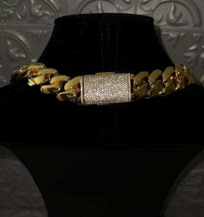 PLAIN JANE- Cuban link set