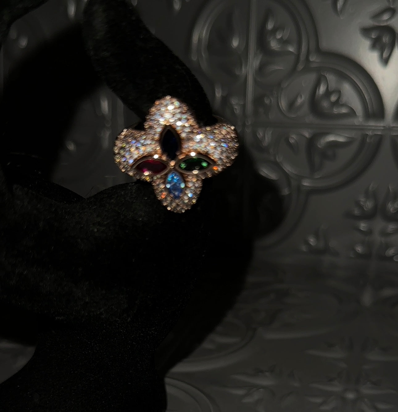 CLOVE RING