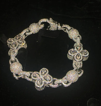 CLOVER BRACELET- Ball-beaded
