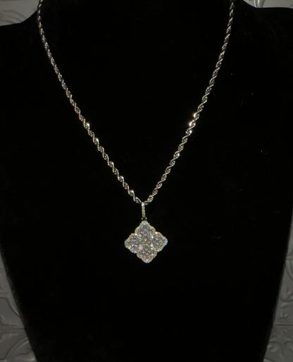 DAINTY -Pendant