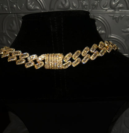 TRIPLE - Baguette cross chain
